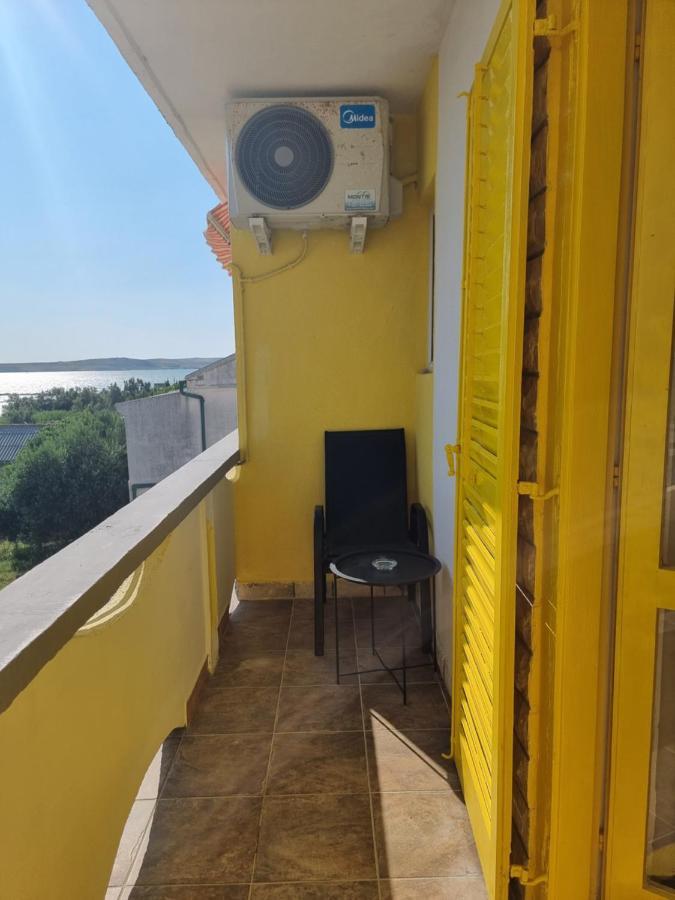 Dinjiška Apartmani Alen מראה חיצוני תמונה
